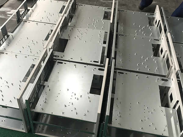 機柜、機箱